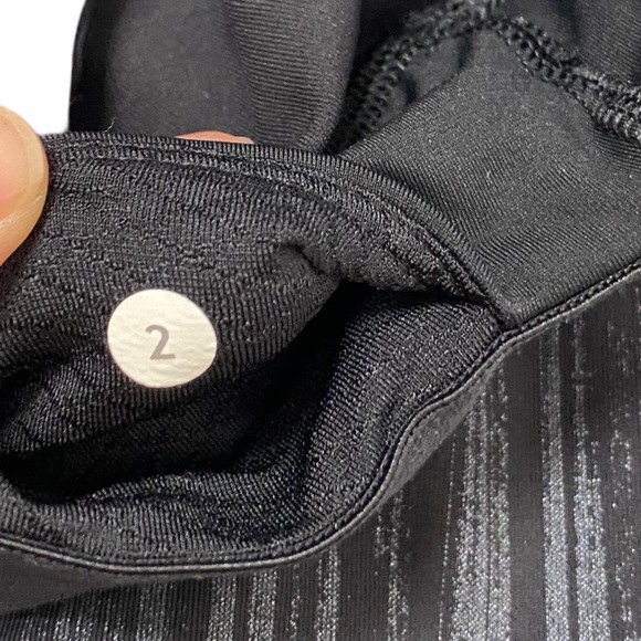 ♦️SOLD♦️Lululemon What The Sport Short - Picture 8 of 10
